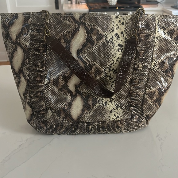 JESSICA Simpson Python Snakeskin Faux Leather Tote - Picture 5 of 12